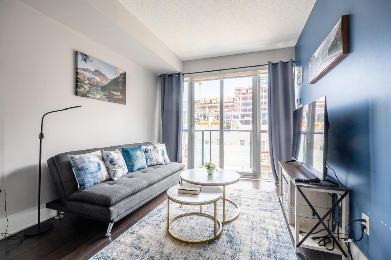 Beautiful Condos In The Heart Of Downtown By Globalstay 토론토 외부 사진