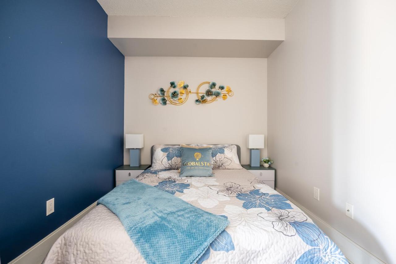 Beautiful Condos In The Heart Of Downtown By Globalstay 토론토 외부 사진