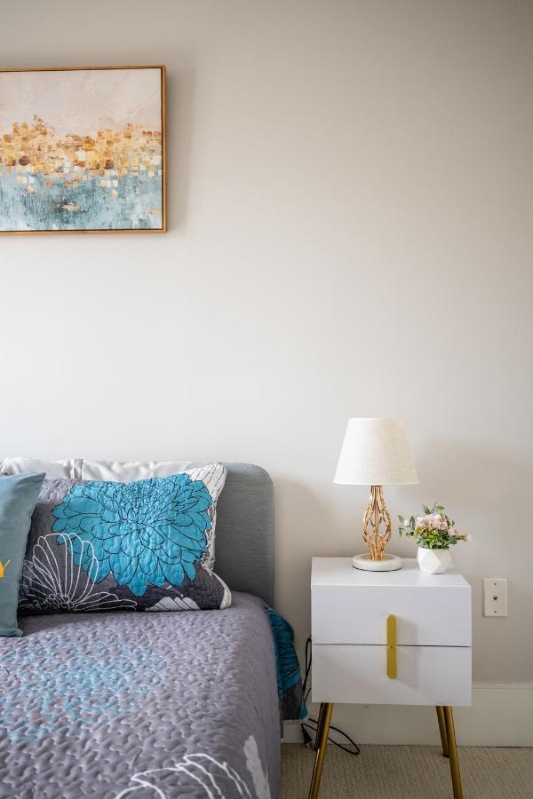 Beautiful Condos In The Heart Of Downtown By Globalstay 토론토 외부 사진
